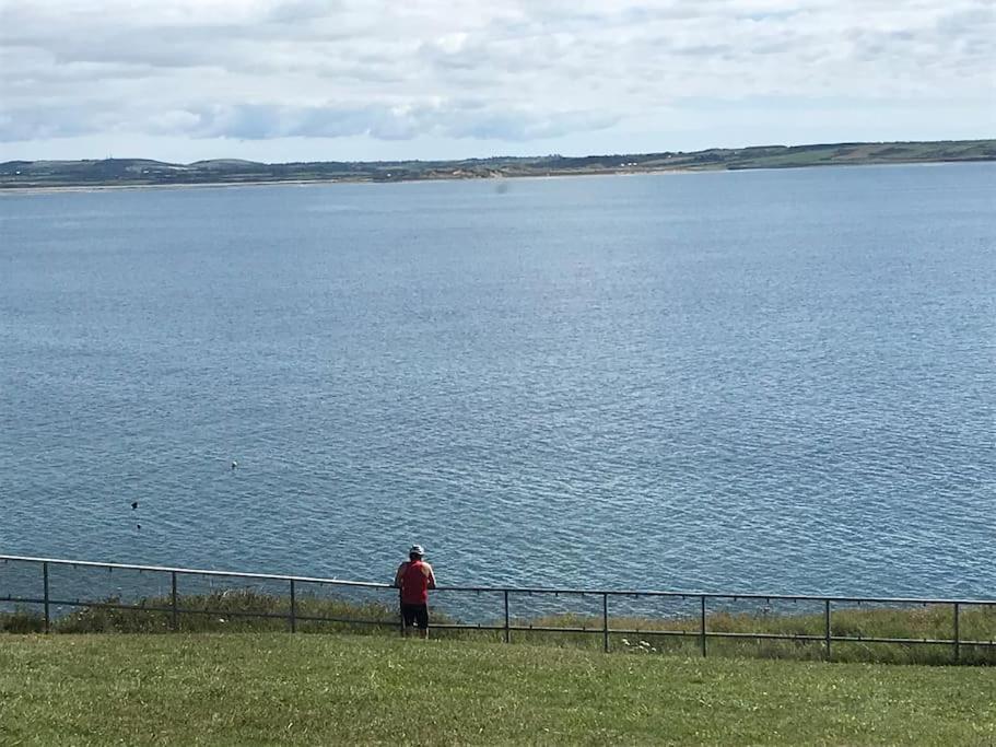 Harmony House Enclosed Property Near Beach And Lake Tramore Eksteriør billede
